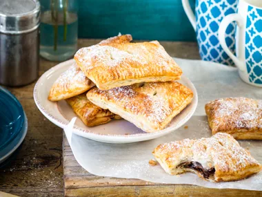 Raspberry pain au chocolat