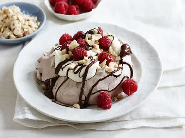 Chocolate mini pavlovas