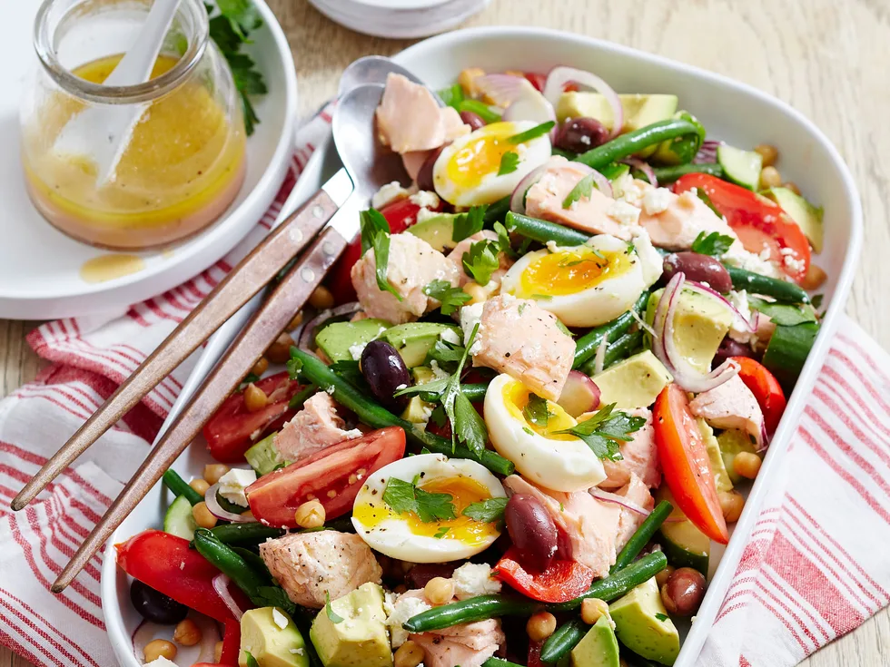 Salmon and chickpea salad