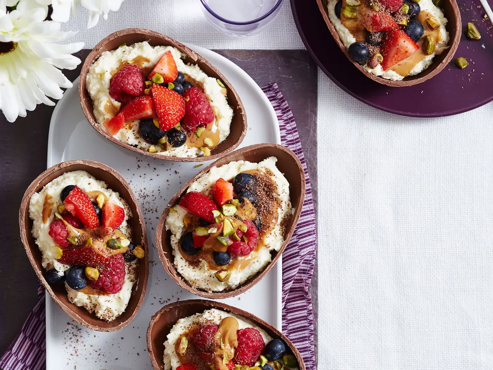 Berry mousse dessert cups