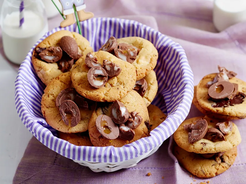 Chocolate chunk Easter egg cookies