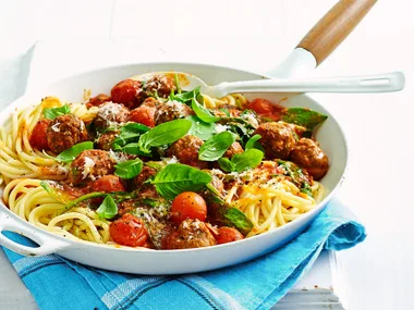 Cheesy stuffed meatballs and spaghetti