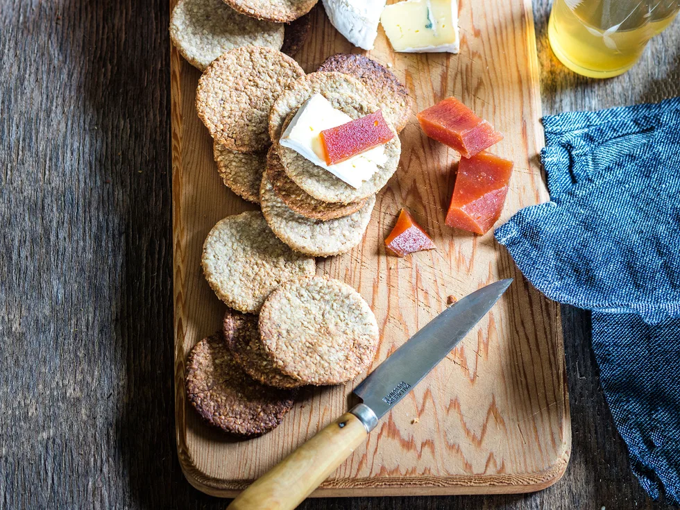 Walnut and oat crackers