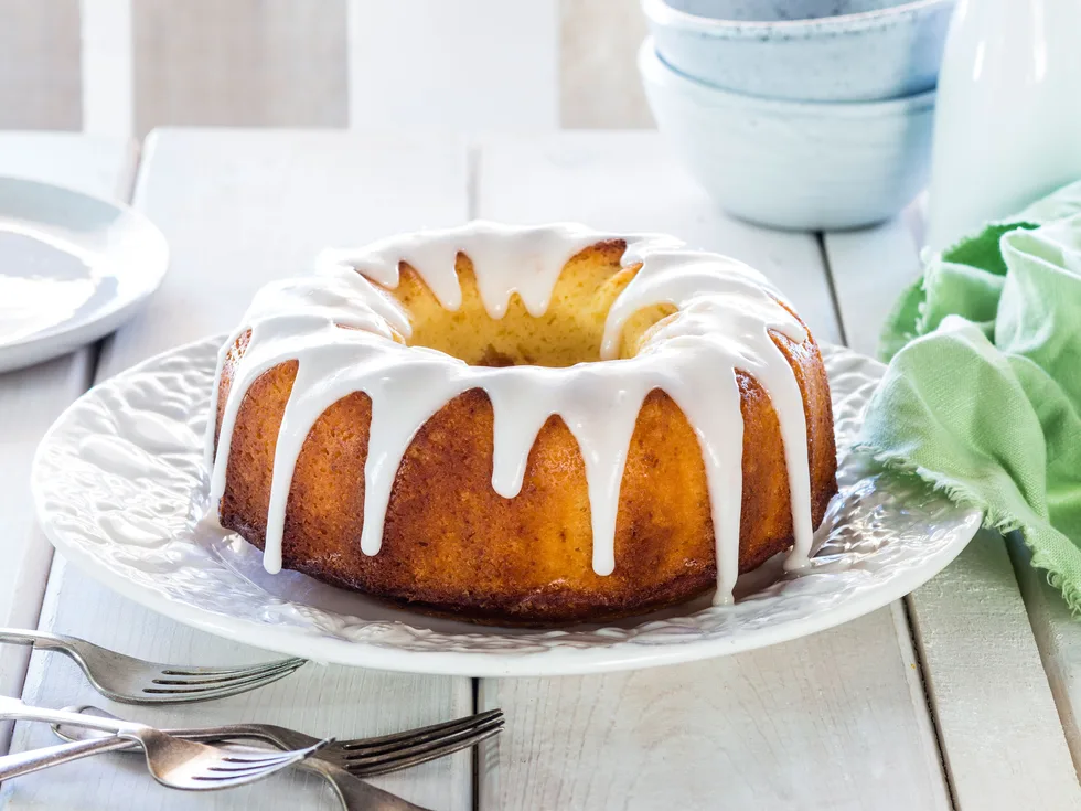 Grapefruit and marmalade cake