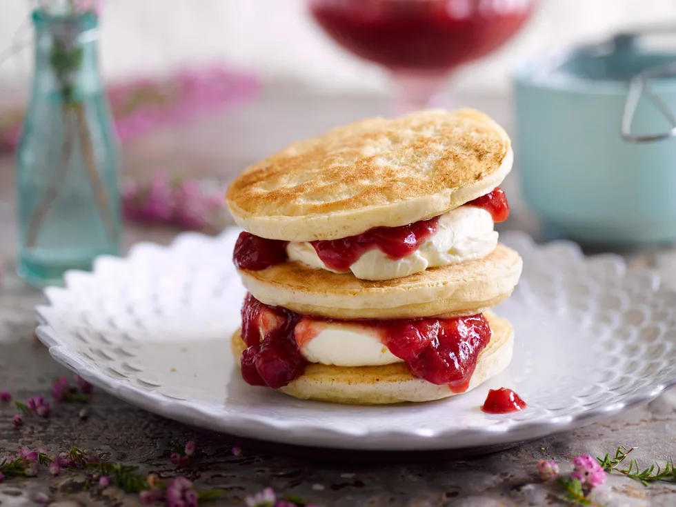 Mini crumpets and rhubarb conserve