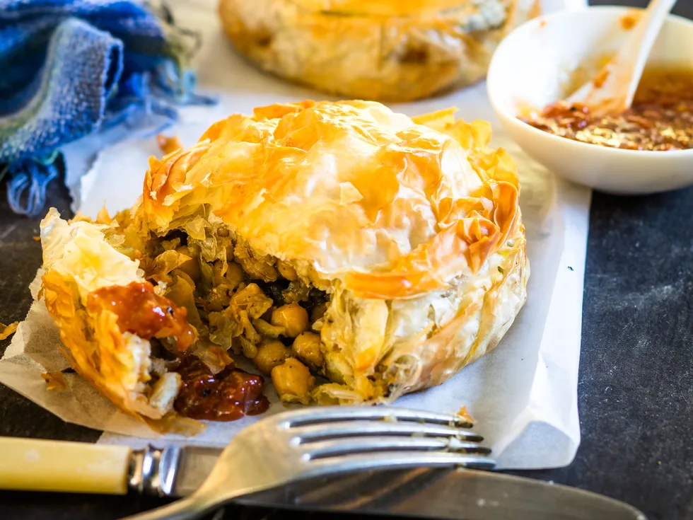 Courgette and chickpea pie
