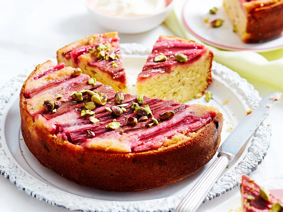 Rhubarb upside down cake