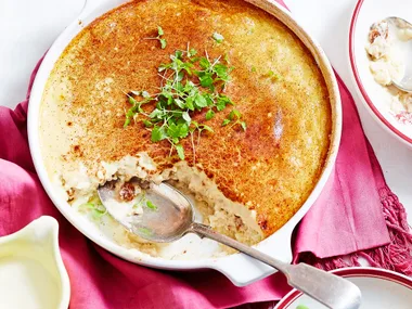 Rum and raisin rice custard pudding
