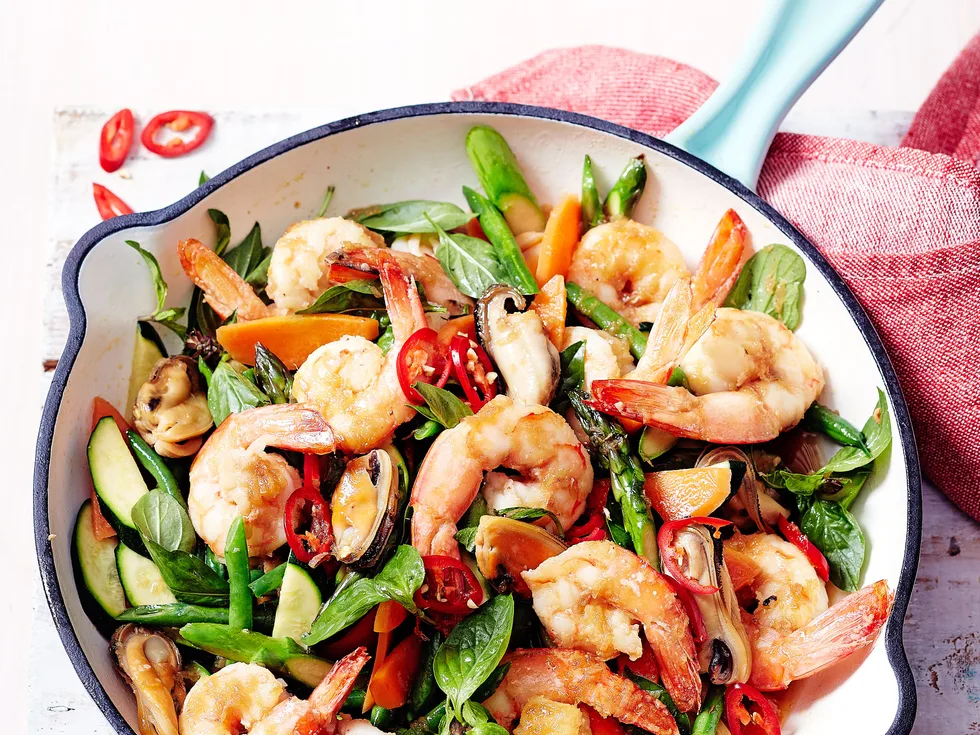 Mussel and prawn stir-fry
