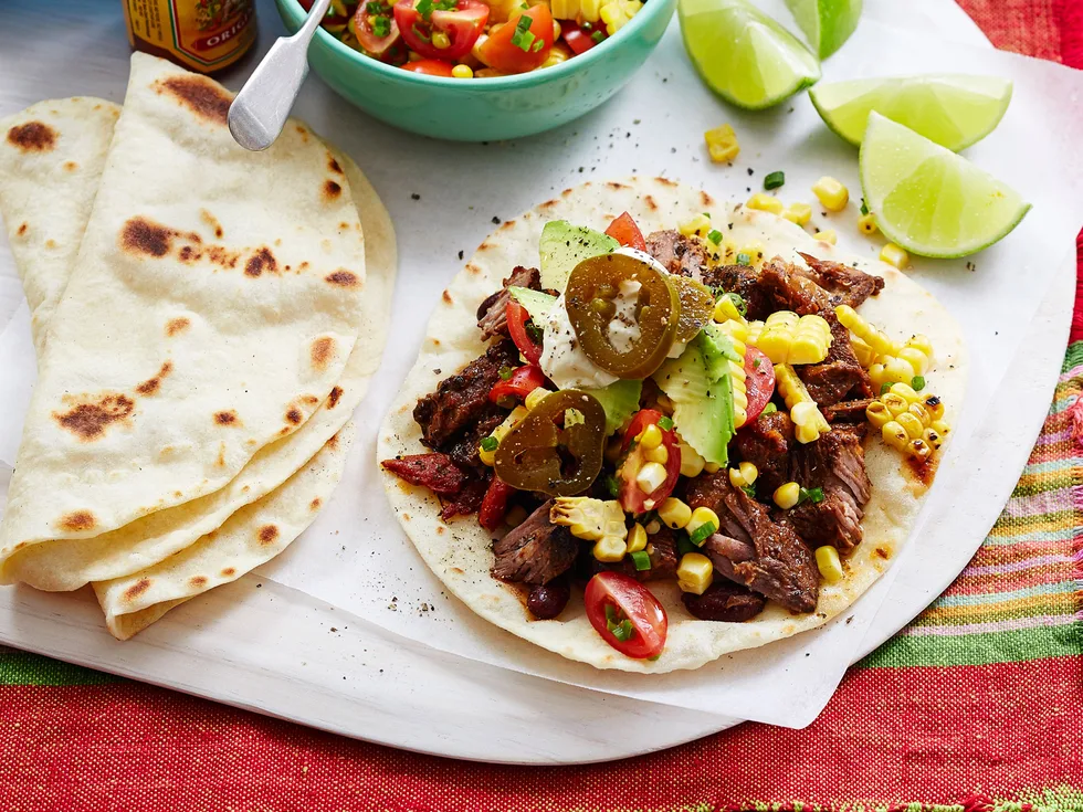 Tortillas with beef and salsa