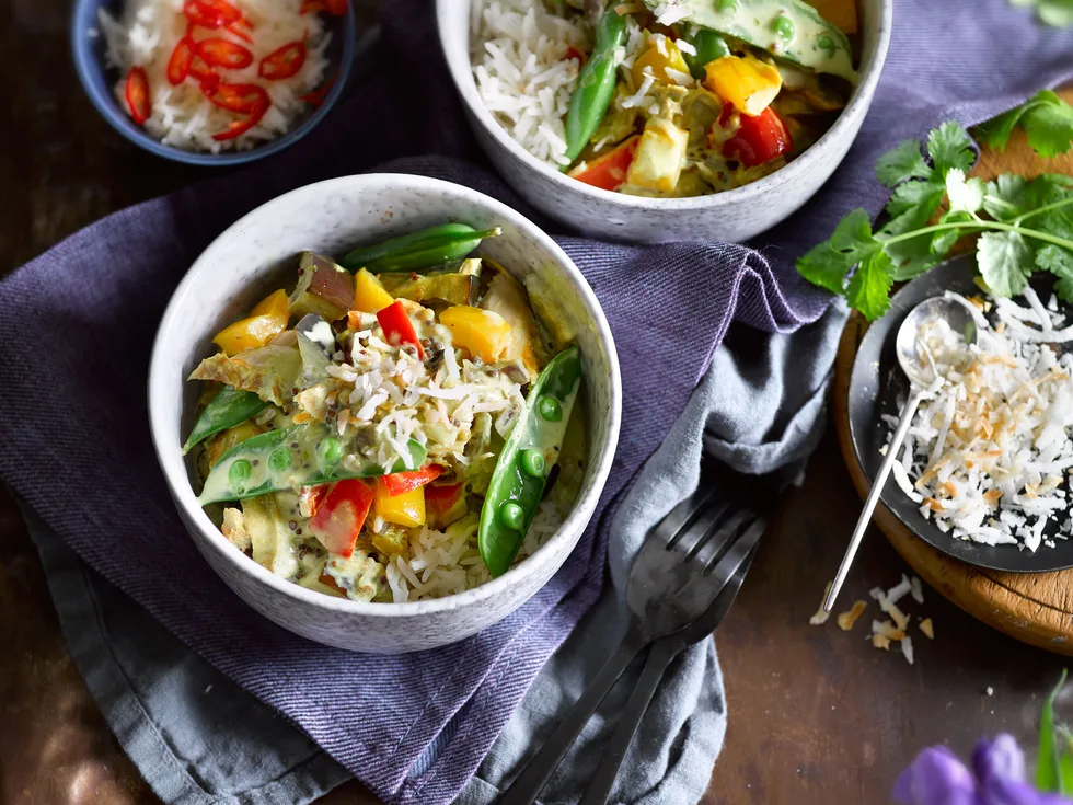 Smoked fish and coconut curry