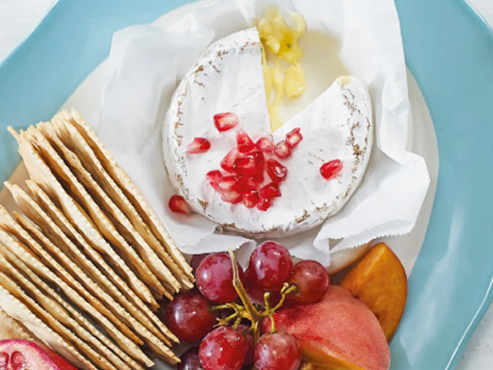 Creamy baked blue cheese with fresh peach relish