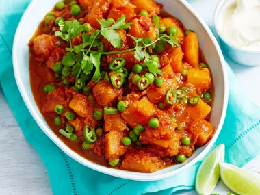 Spicy pumpkin madras-style curry