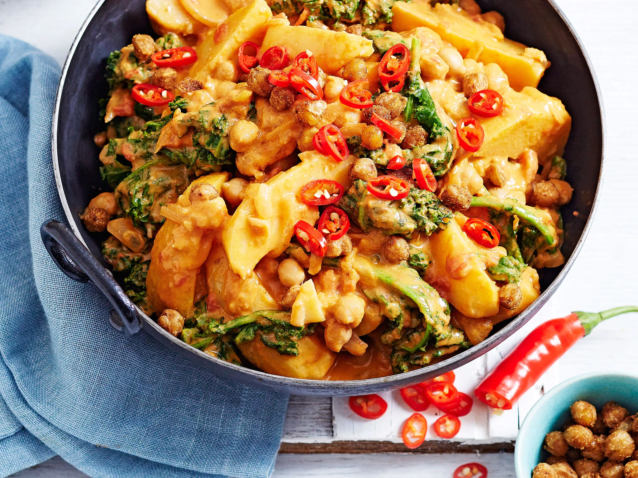 Bombay potato, chickpea and kale curry