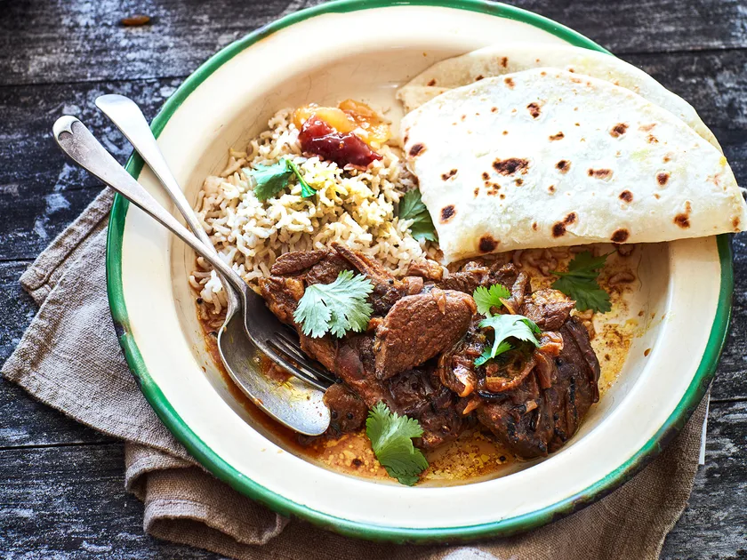 Easy oven-baked lamb curry