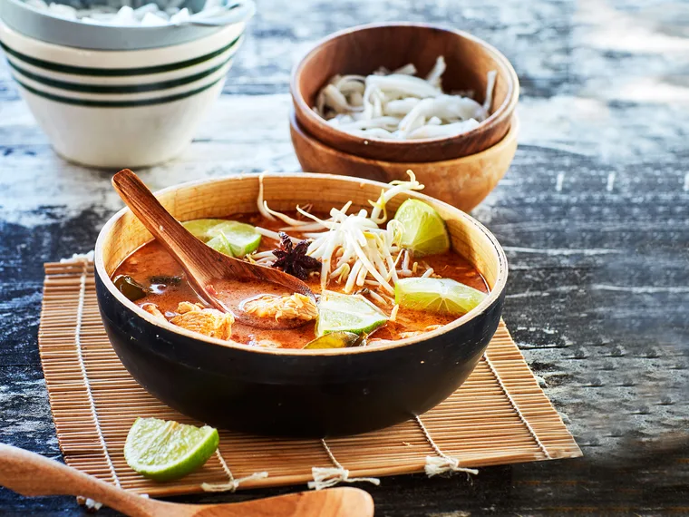 Thai chicken and coconut curry