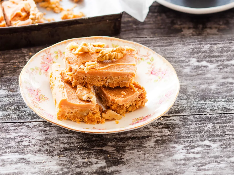 Walnut Russian fudge slice