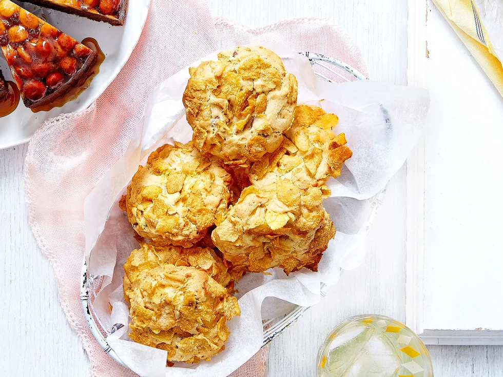 Honey, cornflake and choc-chip cookies