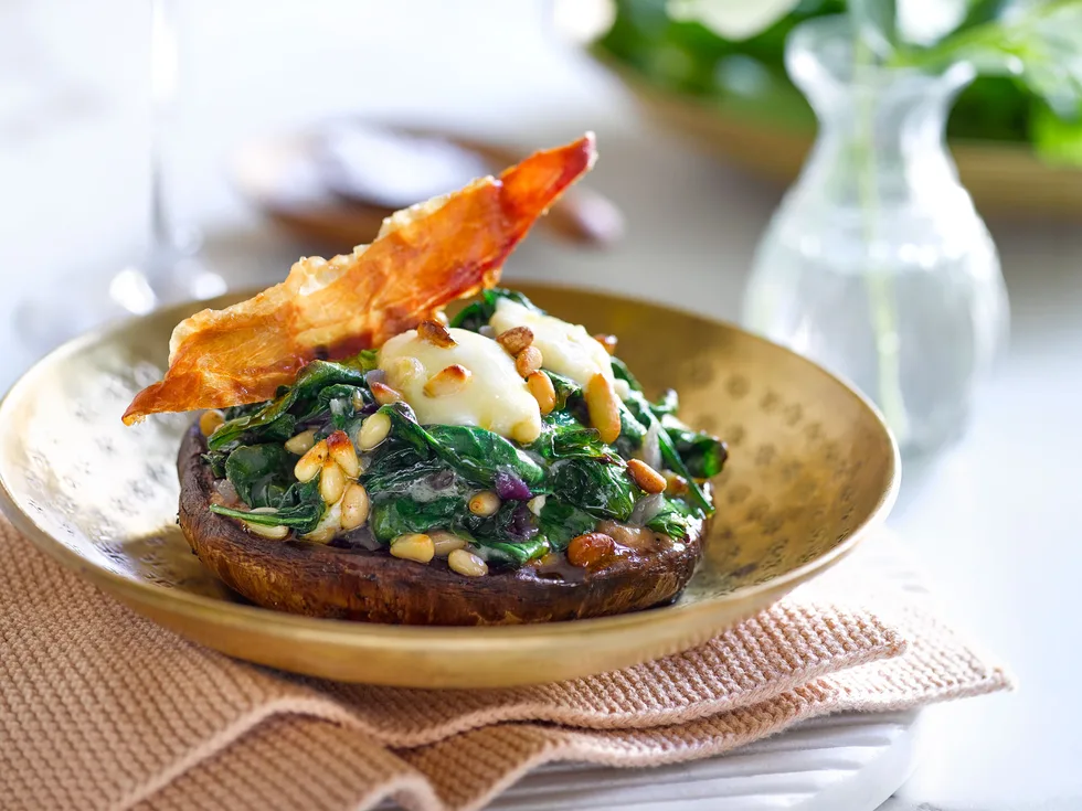 Stuffed mushrooms with spinach, pine nuts and Parma ham shards