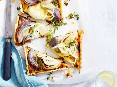 Onion and brie tart