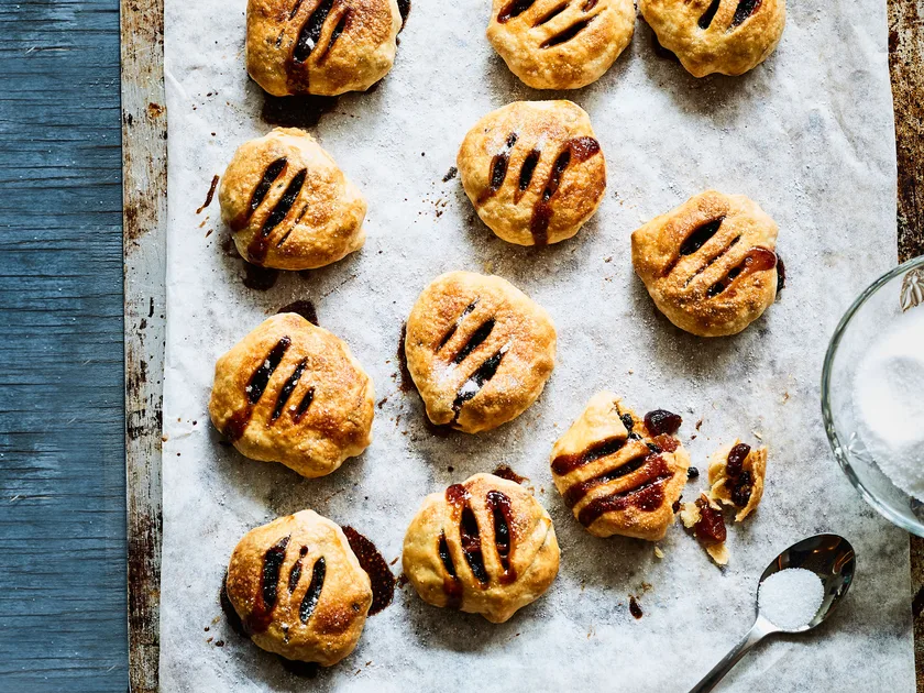 Best-ever traditional Eccles cakes
