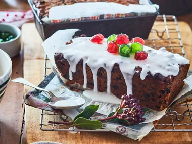 Mum’s Christmas gift cakes
