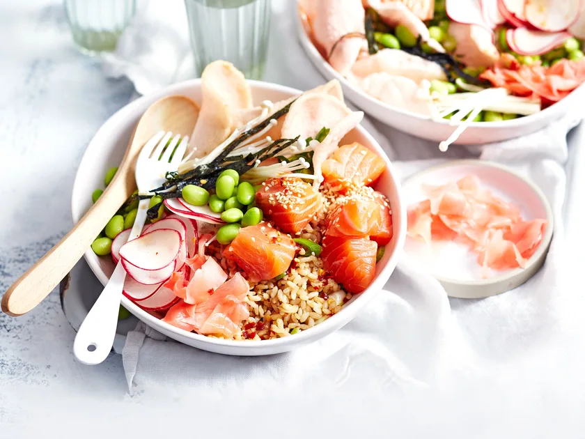 Salmon poke bowl with hot and sour dressing