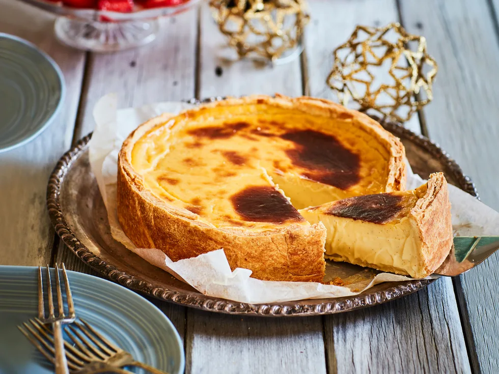 Crème brûlée pie