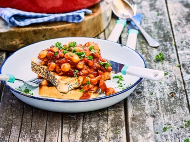 Campsite barbecue baked beans