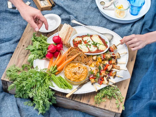 How to build the perfect vegetarian party platter