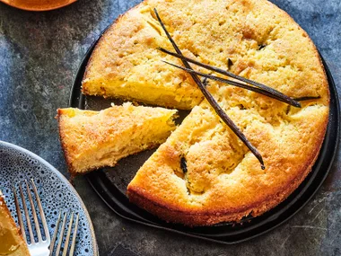 Peach cake with vanilla and rosemary syrup