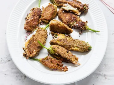 Stuffed courgette flowers