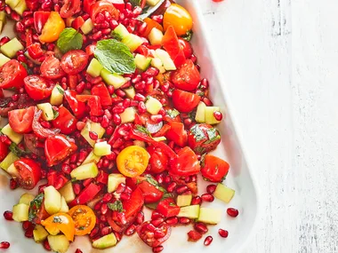 Tomato, pomegranate and mint salad