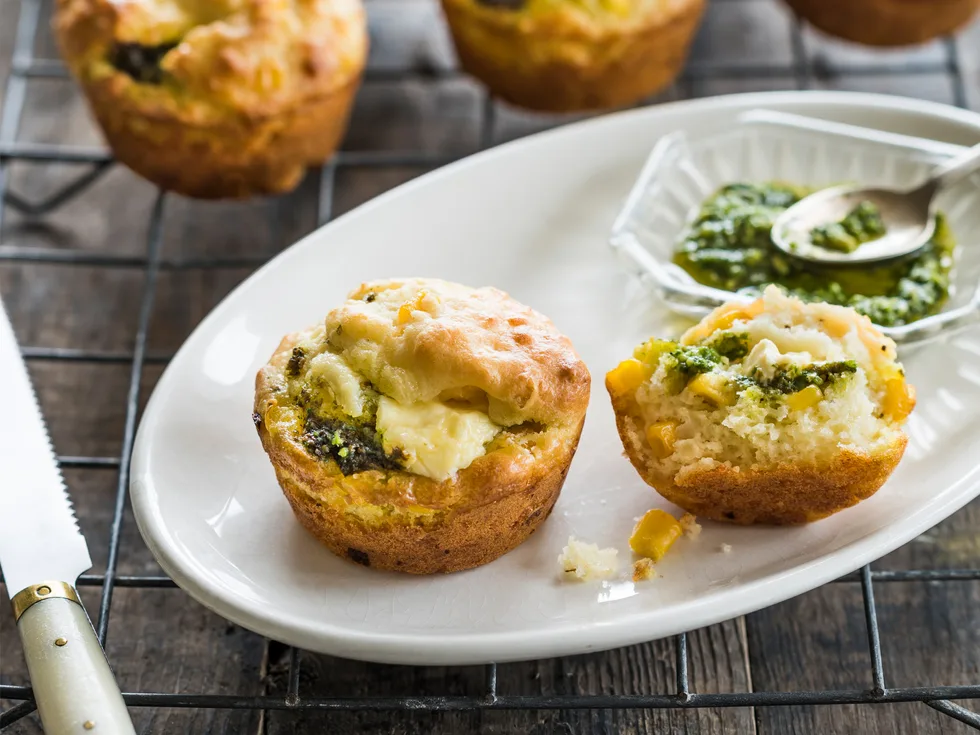 Pesto, corn and cream cheese muffin puffs
