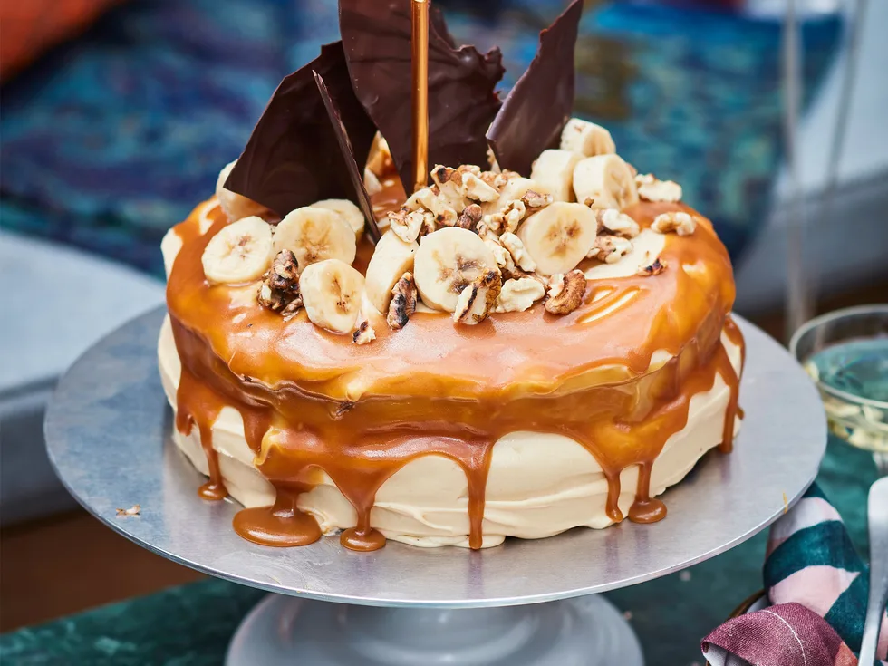 Banoffee party cake with salted caramel and chocolate