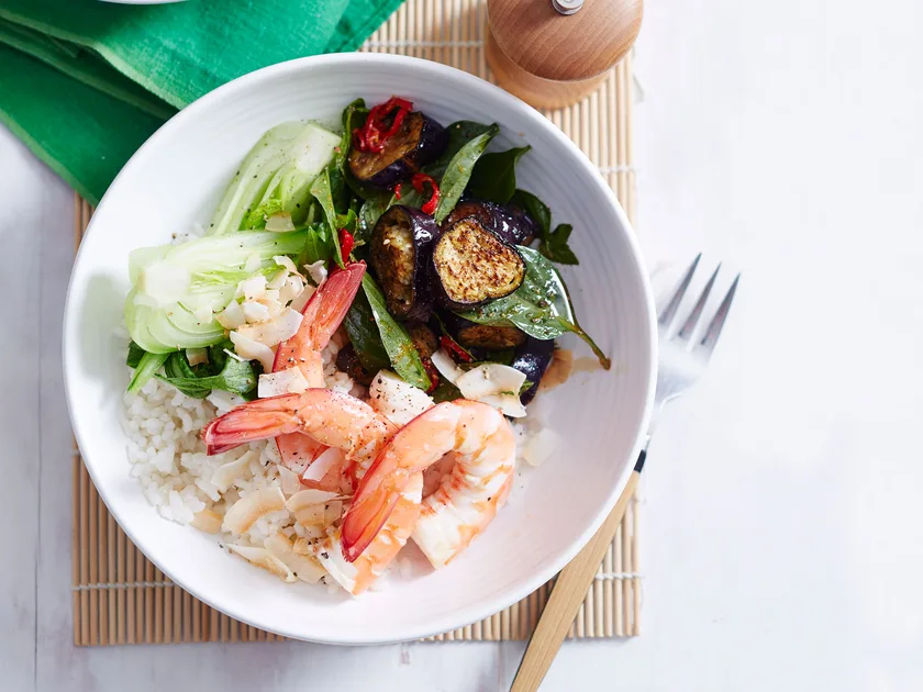 Thai coconut prawn poke bowl with chilli ginger dressing