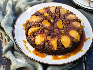 Pear and gingerbread upside-down cake