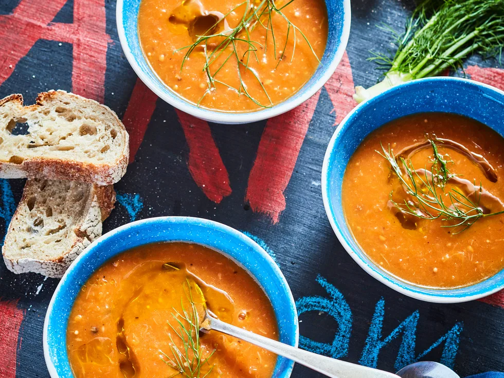 French-style chilled tomato and fennel soup