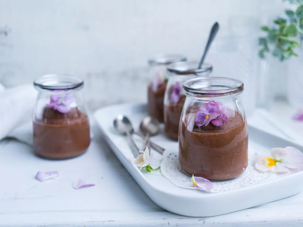 Chocolate and vanilla mousse