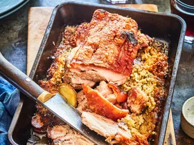 One-pan pork belly with apple and fennel stuffing