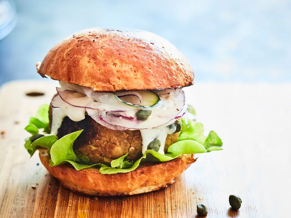 Chickpea, apple and quinoa vegetarian burgers