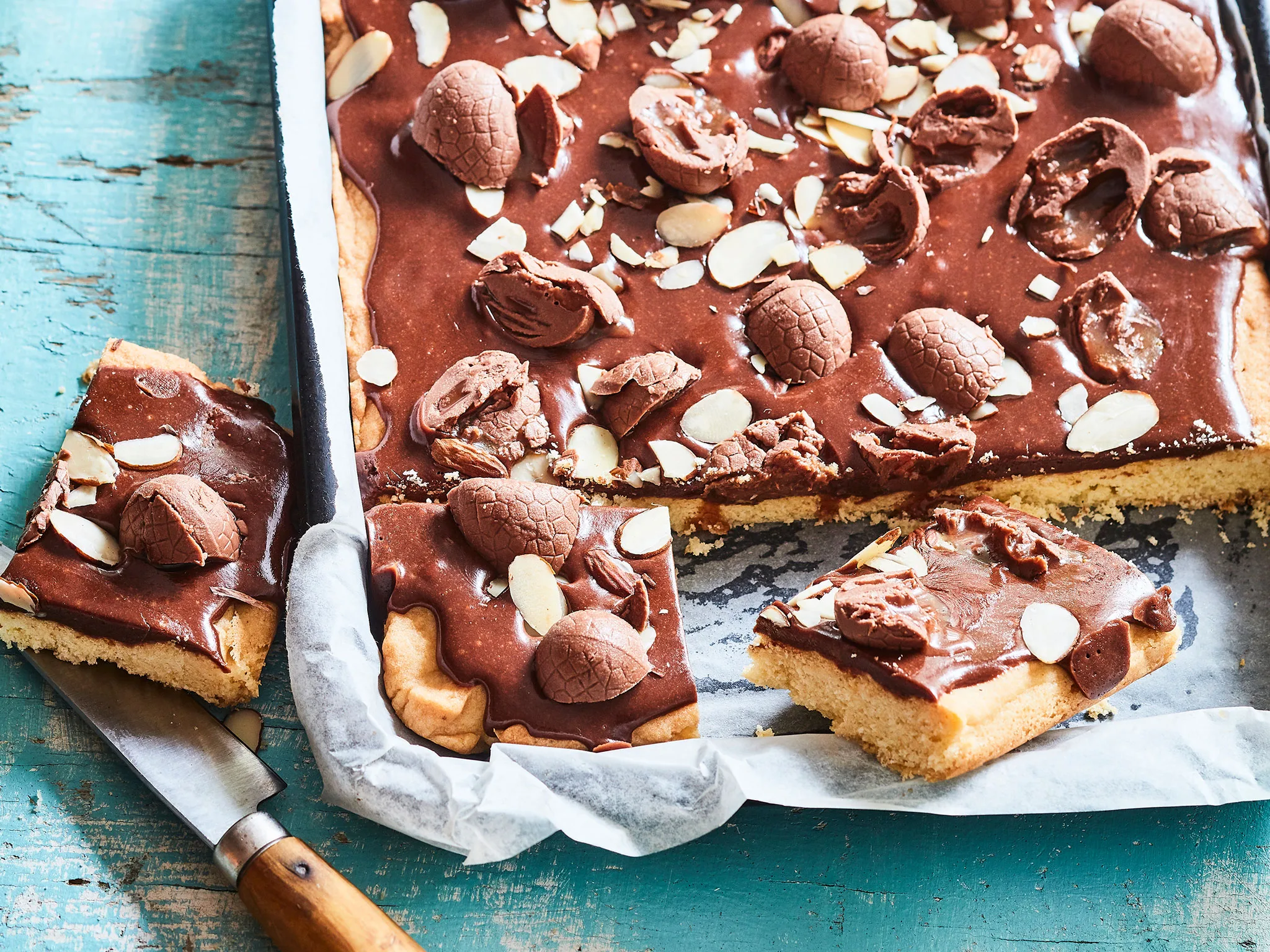 Easy chocolate slice with caramel Easter eggs