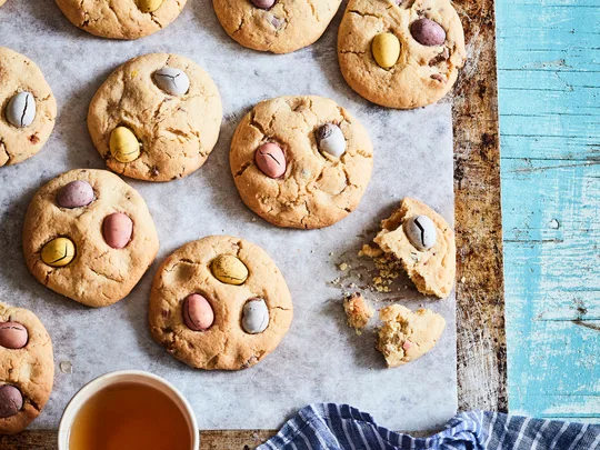 Mum’s easy Easter egg biscuits