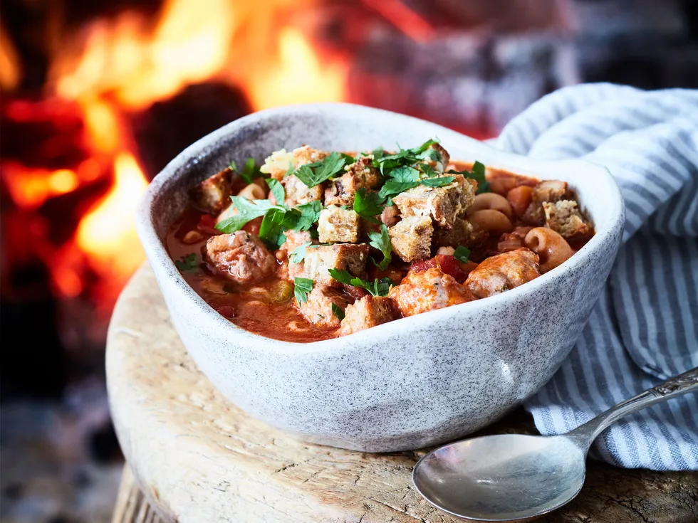 Minestrone soup with mini meatballs and parmesan croutons