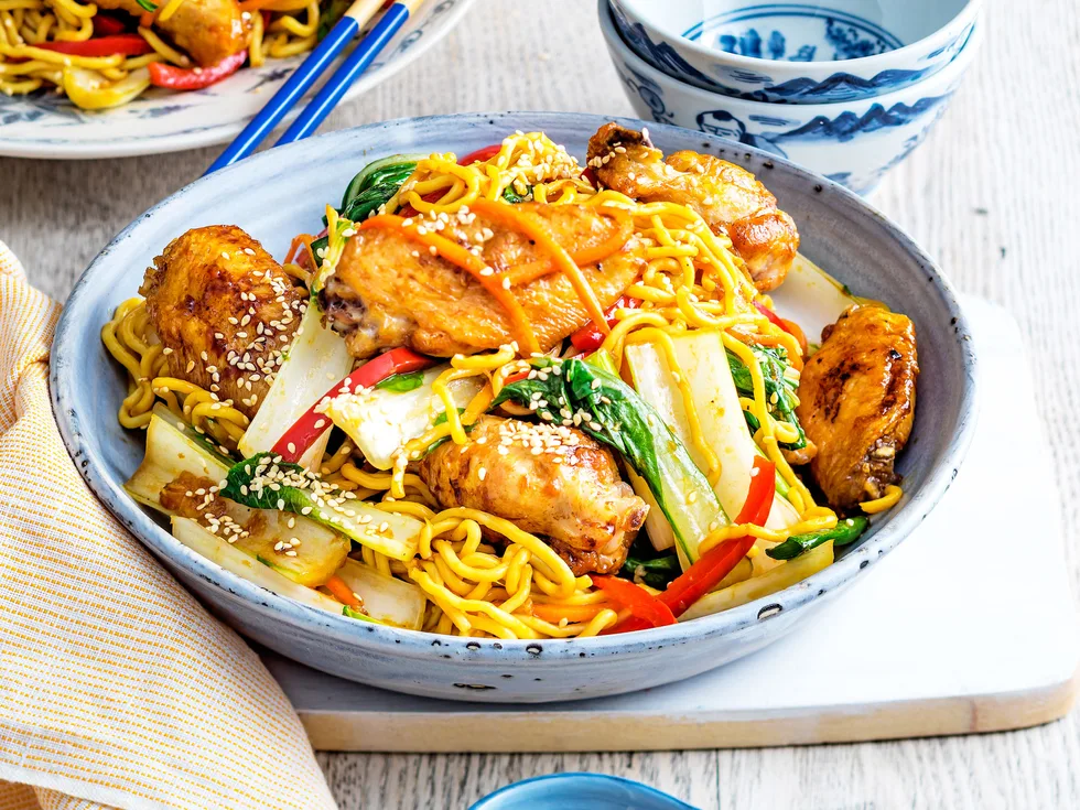 Chicken wing noodle stir-fry