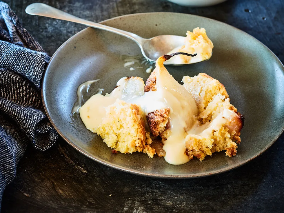Honeyed pears with ginger sponge
