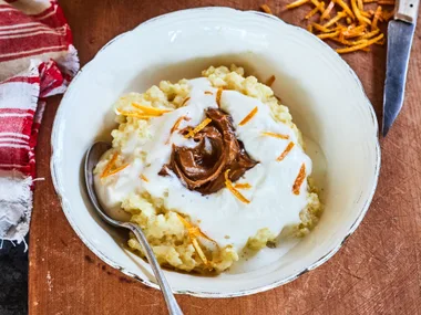 Orange cardamom rice pudding with dulce de leche