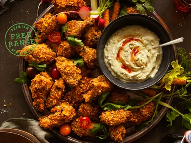 Crunchy Mexican spiced nibbles with avocado dip
