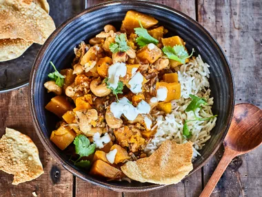 Pumpkin and cashew curry