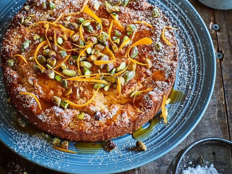 Gluten-free lemon and grapefruit honey cake
